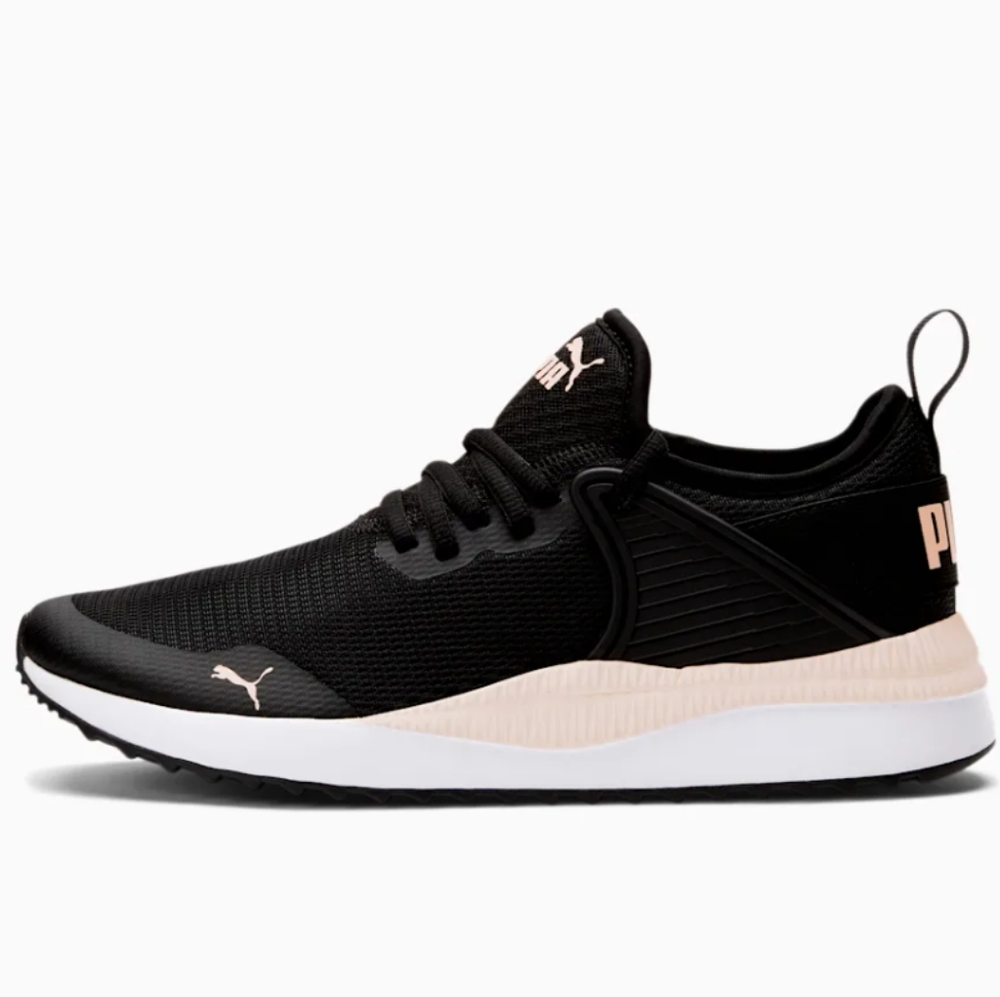 Puma Pace next cage